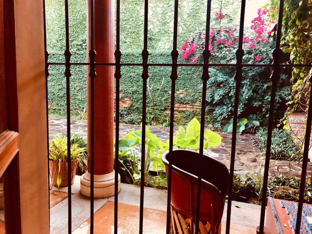Hotel Art Gallery Casona De Los Milagros كوليما المظهر الخارجي الصورة